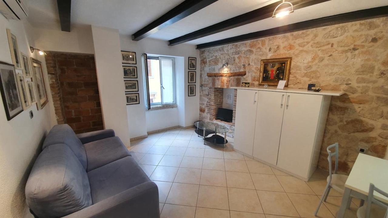רוביני Apartments Villa Ernesta מראה חיצוני תמונה