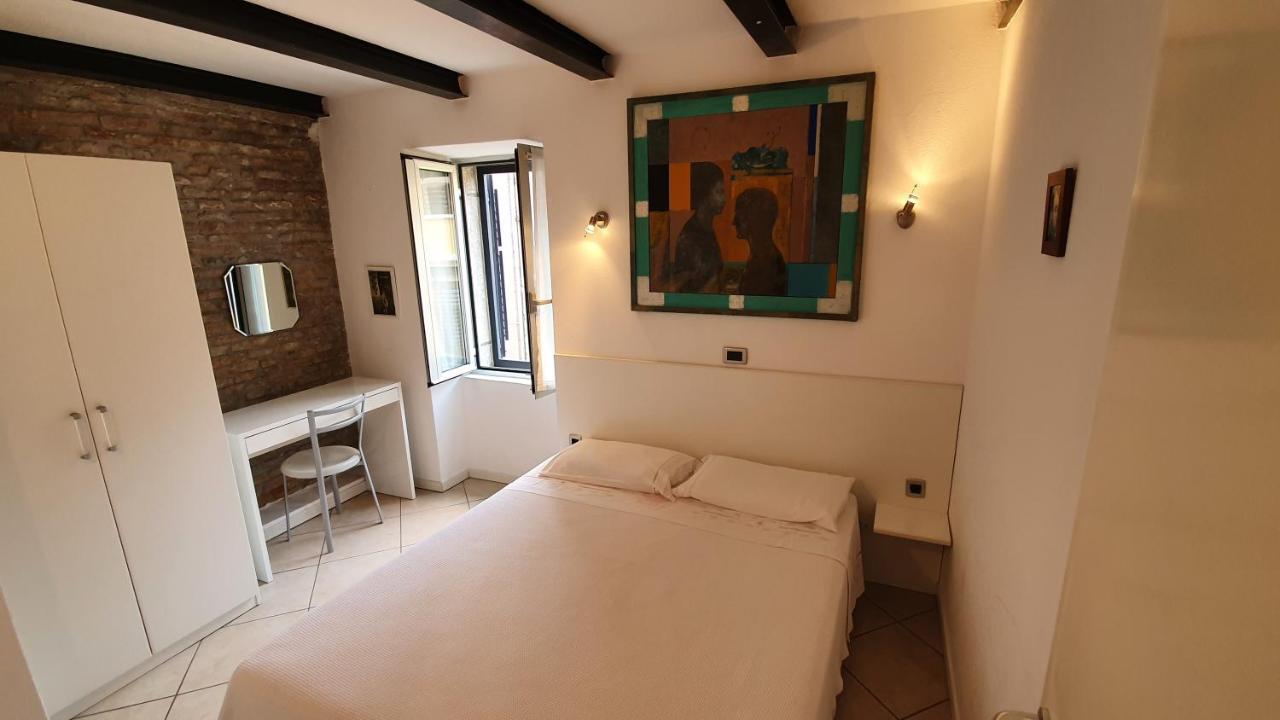 רוביני Apartments Villa Ernesta מראה חיצוני תמונה