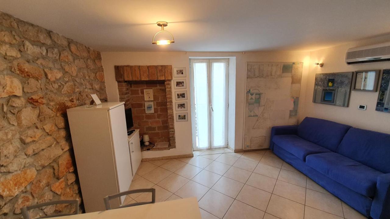 רוביני Apartments Villa Ernesta מראה חיצוני תמונה