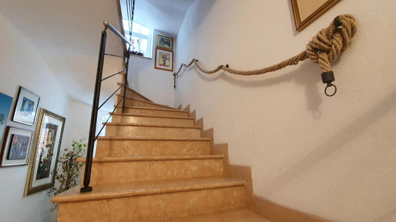 רוביני Apartments Villa Ernesta מראה חיצוני תמונה